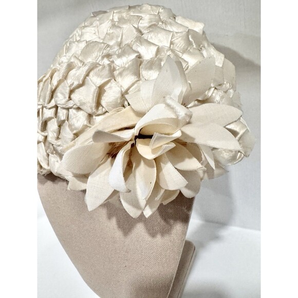 Vintage Ivory Satin Cocktail Hat‎ Luci Puci Floral Church Derby 1950s main image 8